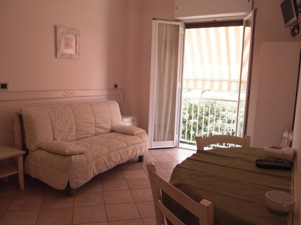 Residence Panama Alassio Eksteriør billede